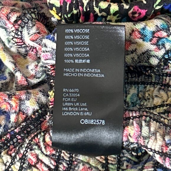 Urban Outfitters Sara Floral Smocked Puff Sleeve Crop Top - S - Multicolor - Picture 7 of 10